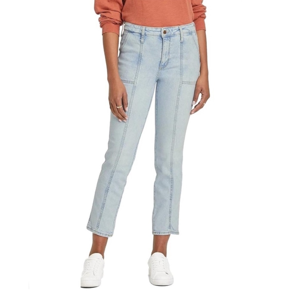 Abercrombie & Fitch The '90s Straight Ultra High Rise Jeans Light Wash Denim 28